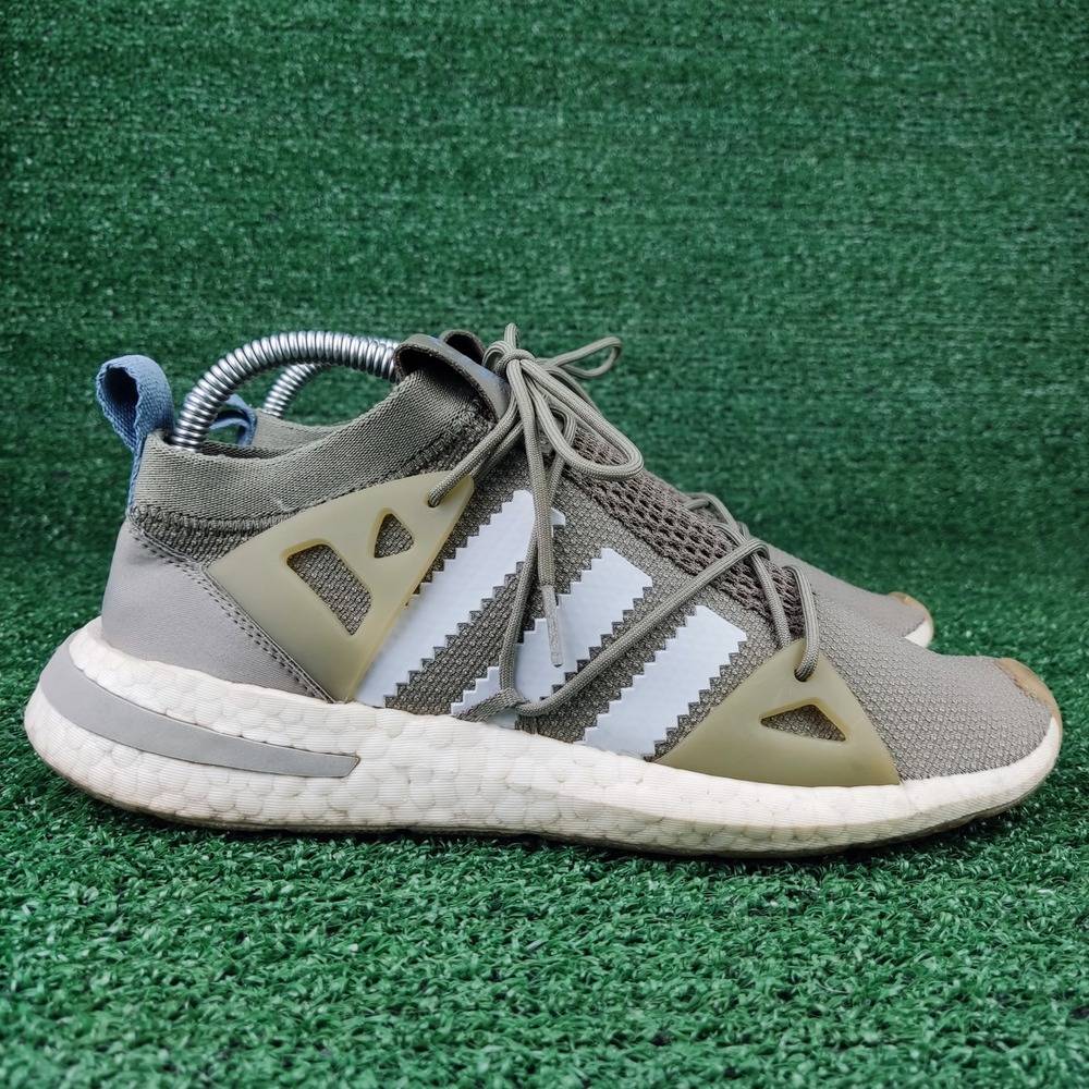 Adidas Sneakers Womens 8 Olive Green Arkyn Boost B37072 Athletic Running Shoes